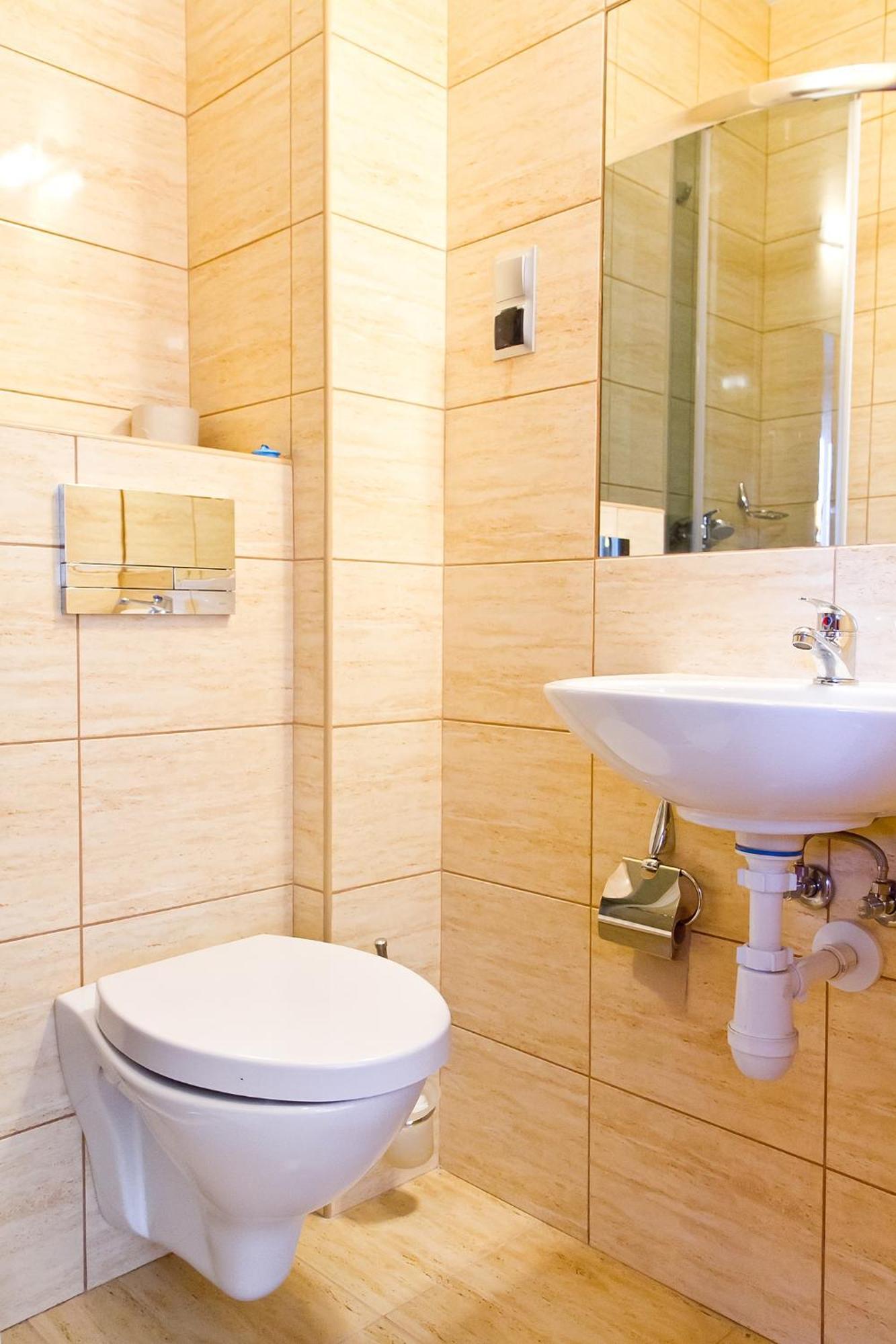 Hotel Dom Sportowca Blonie - Mosir Sanok Esterno foto