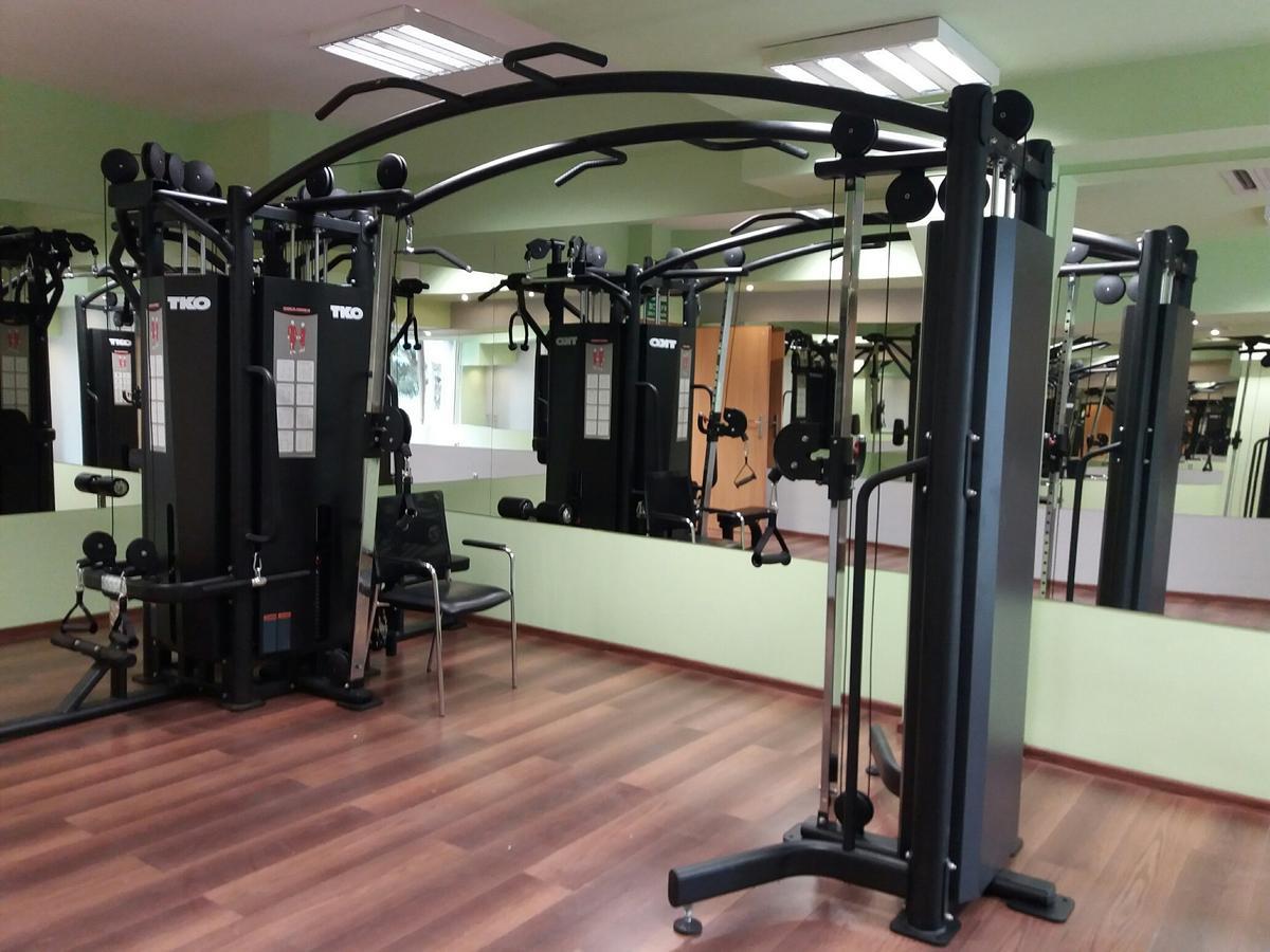 Hotel Dom Sportowca Blonie - Mosir Sanok Esterno foto