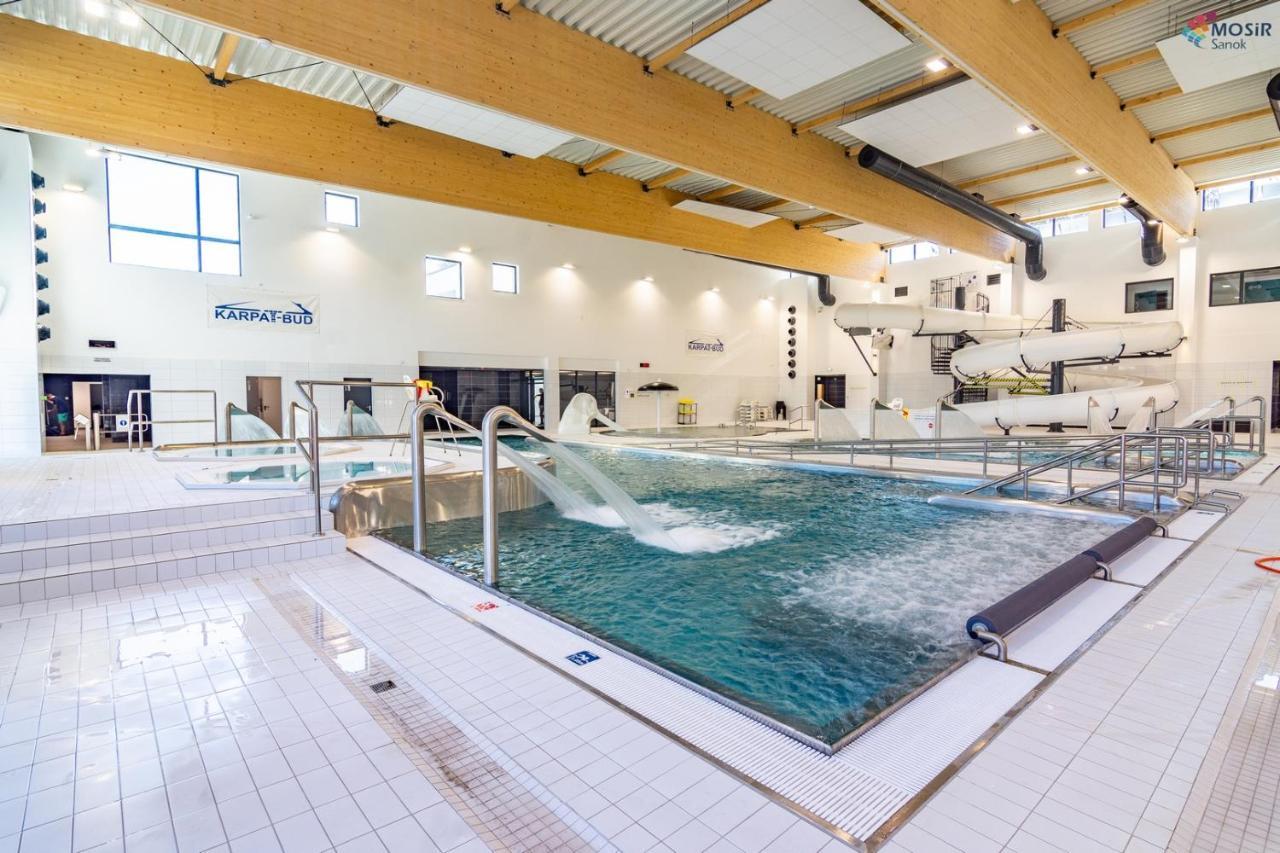 Hotel Dom Sportowca Blonie - Mosir Sanok Esterno foto