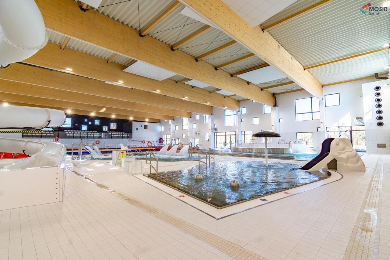 Hotel Dom Sportowca Blonie - Mosir Sanok Esterno foto